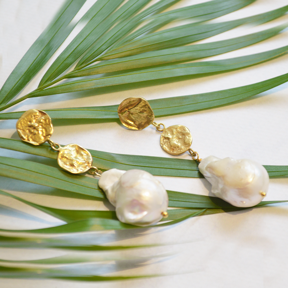 Molten coins with hanging Pearls Earrings