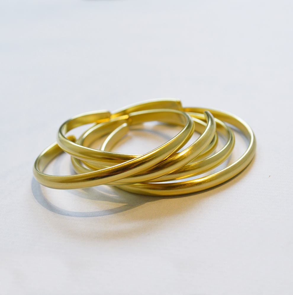 Semi round Cuff