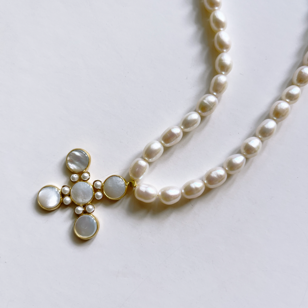 Cabochon Cross Pearl Necklace