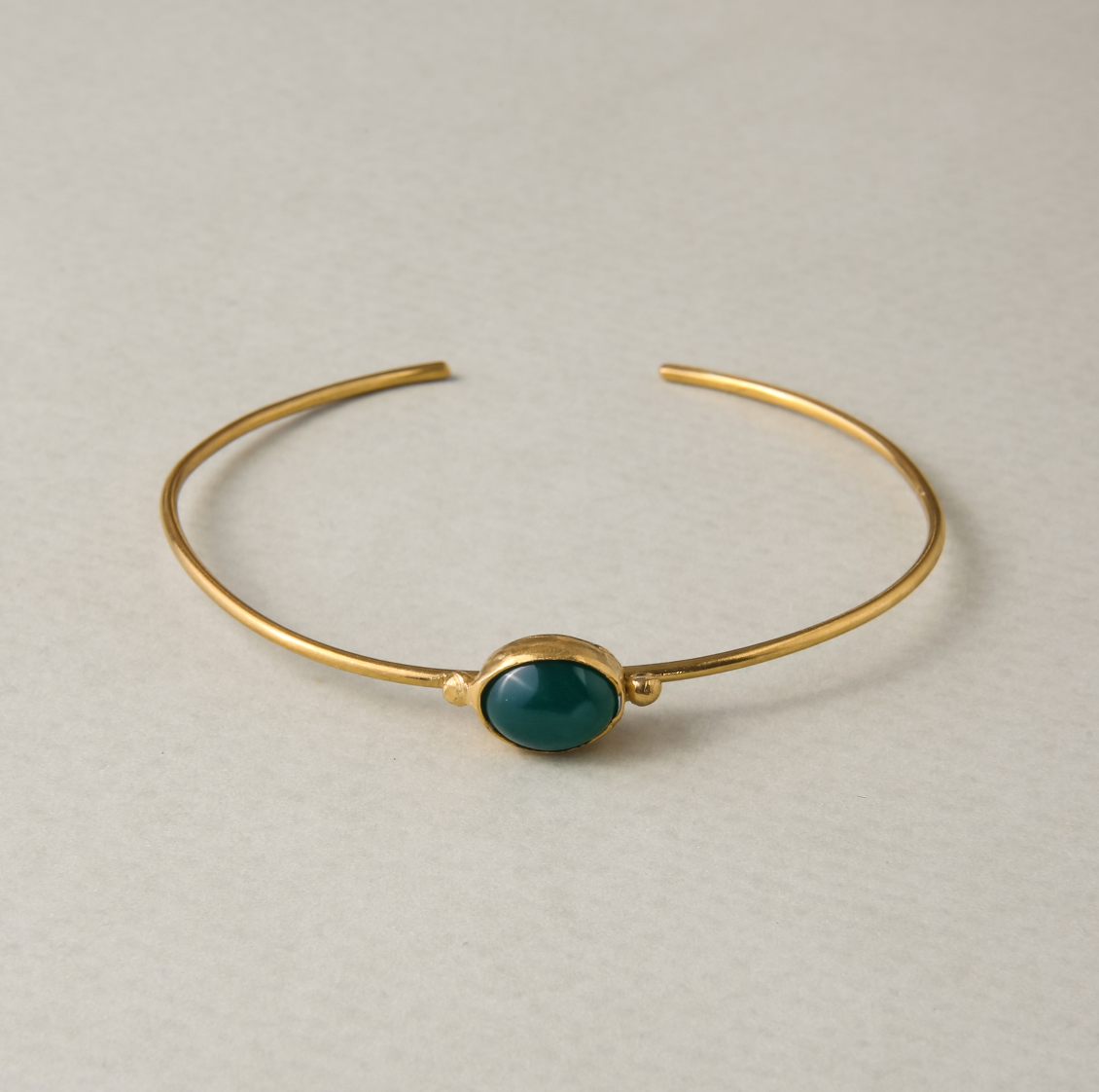Bacchia cuff